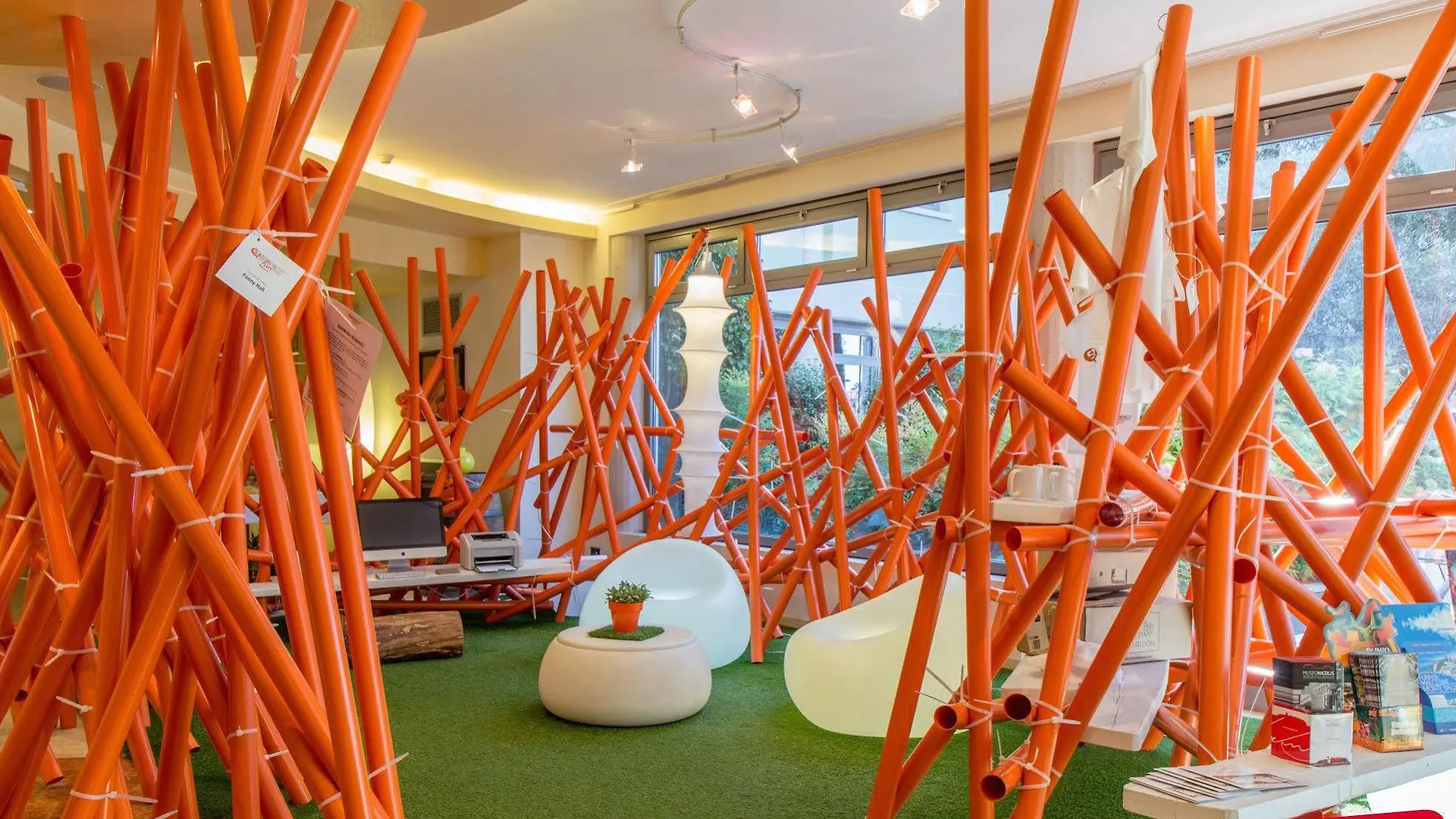 Hotel Montemezzi contacts